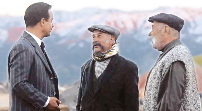 Film için dişleri döküldü