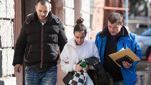 Hırvat manken, kıskançlık yüzünden ikizini bıçakladı Hırvat manken, kıskançlık yüzünden ikizini bıçakladı