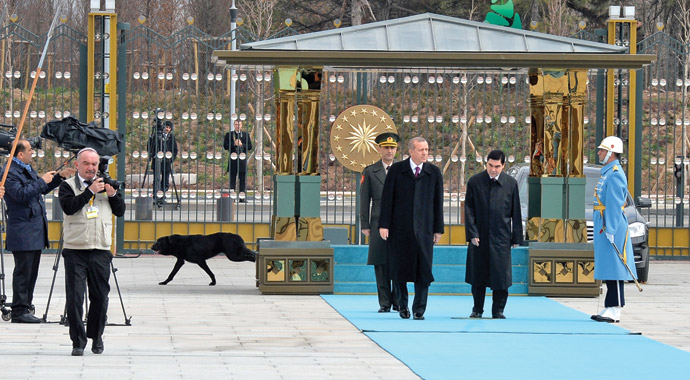 Erdoğan'dan Hakan Fidan'a: Müsaade edilmiyorsa kalması gerekirdi Erdoğan'dan Hakan Fidan'a: Müsaade edilmiyorsa kalması gerekirdi