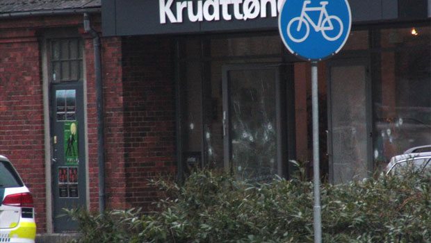 Danimarka'da 'Charlie Hebdo' toplantısına silahlı saldırı Danimarka'da 'Charlie Hebdo' toplantısına silahlı saldırı