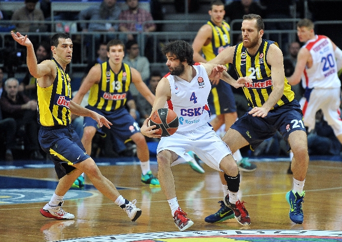 Fenerbahçe CSKA Moskova'ya yenildi Fenerbahçe CSKA Moskova'ya yenildi
