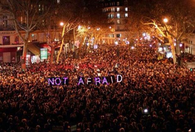 'Paris'te sessiz protesto' 'Paris'te sessiz protesto'