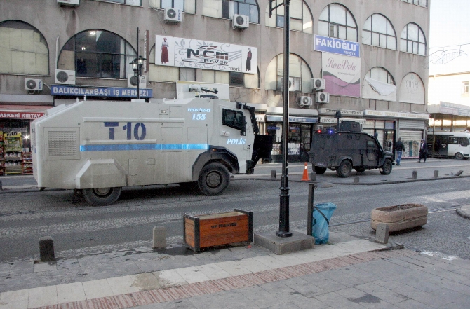 Galatasaray'a zırhlı koruma Galatasaray'a zırhlı koruma
