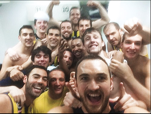 Fenerbahçe Ülker tarihinde ilk defa Final Four'a kaldı Fenerbahçe Ülker tarihinde ilk defa Final Four'a kaldı