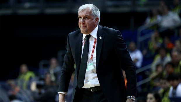 Arda Turan'dan Fenerbahçe'ye ziyaret Arda Turan'dan Fenerbahçe'ye ziyaret