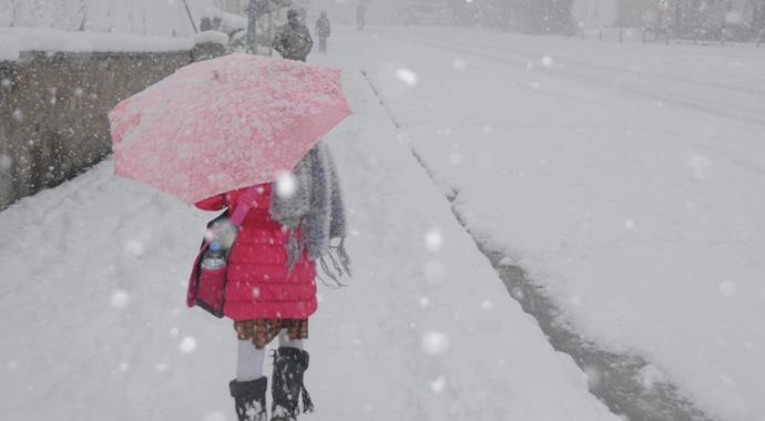İstanbul'da yarın okullar tatil mi? (19 Şubat kar tatili) İstanbul'da yarın okullar tatil mi? (19 Şubat kar tatili)