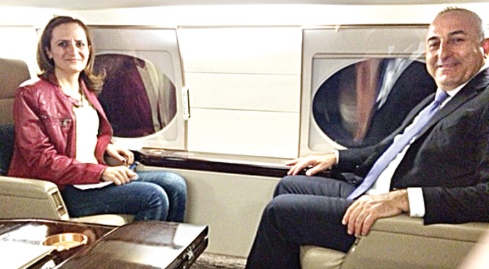 'Hakan Fidan inlerine girdi, hedef oldu' 'Hakan Fidan inlerine girdi, hedef oldu'