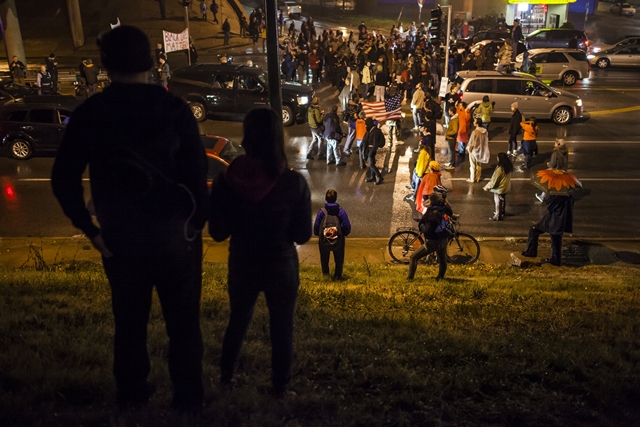 Siyahi öfke sürüyor! Siyahi öfke sürüyor!