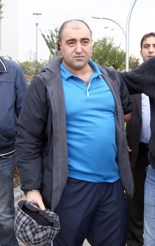 Gaziye 'şerefsiz' diyen belediye şoförü görevden alındı Gaziye 'şerefsiz' diyen belediye şoförü görevden alındı