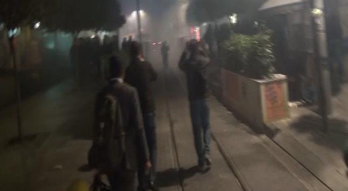 Kadıköy karıştı, polis müdahale etti Kadıköy karıştı, polis müdahale etti