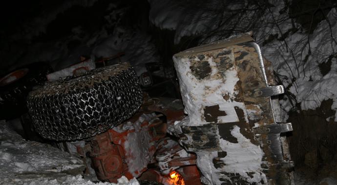 Trabzon'da çığ felaketi: 1 işçi öldü, 4 işçi mahsur Trabzon'da çığ felaketi: 1 işçi öldü, 4 işçi mahsur