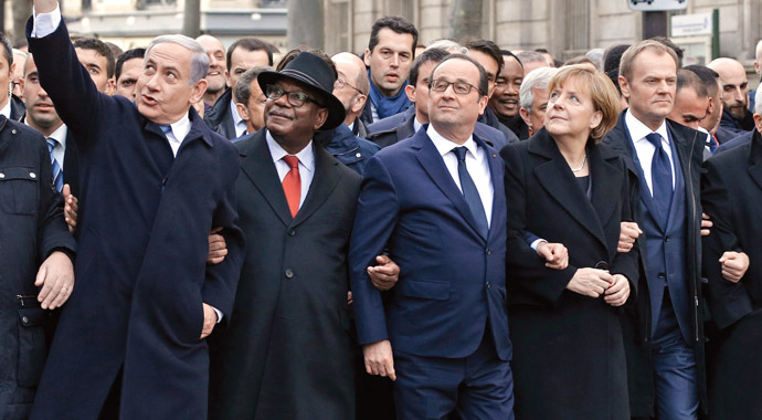 Paris'te tarihi yürüyüş! Teröre karşı tek yürek Paris'te tarihi yürüyüş! Teröre karşı tek yürek