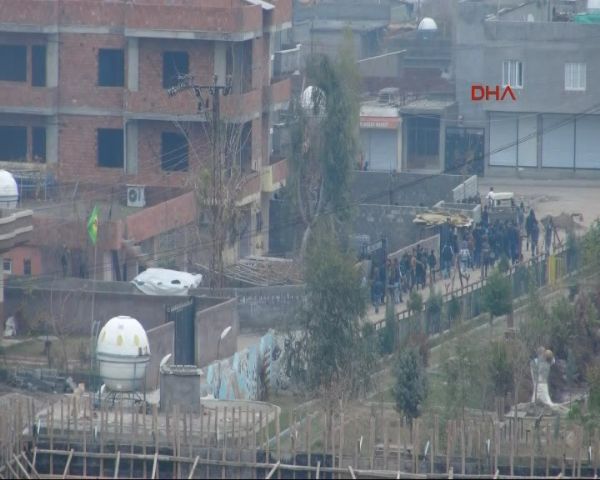 Cizre'de olaylı gece Cizre'de olaylı gece