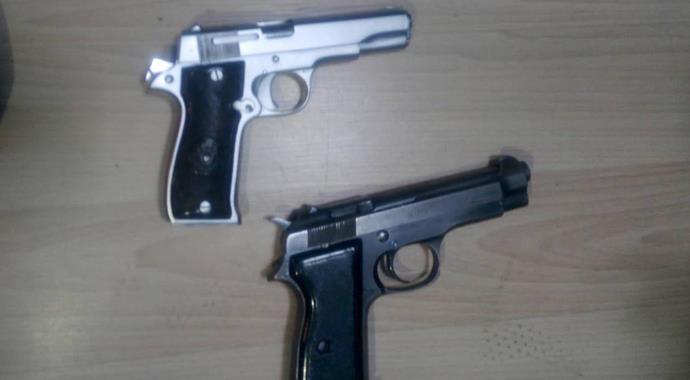 SDP İzmir İl Başkanlığı'na baskın: 4 kişi sorgulanıyor SDP İzmir İl Başkanlığı'na baskın: 4 kişi sorgulanıyor