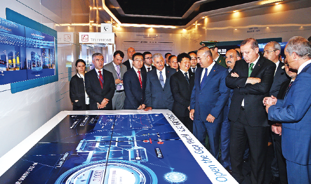 Cumhurbaşkanı Demirtaş'a yüklendi: Ne edep var ne haya! Cumhurbaşkanı Demirtaş'a yüklendi: Ne edep var ne haya!