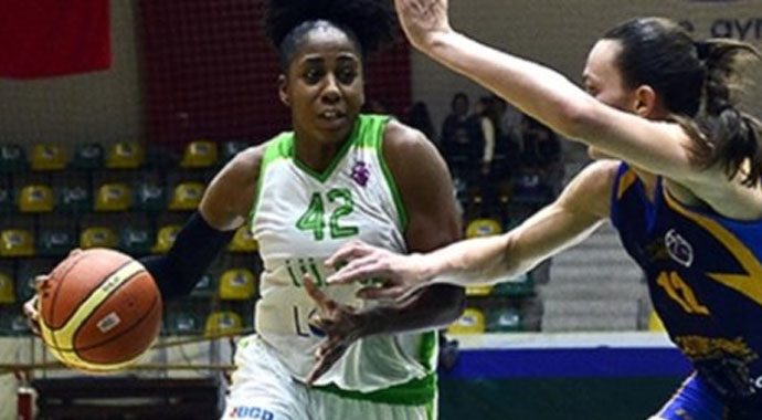 Darp edilen ABD'li basketbolcu Türkiye'yi terk etti! Darp edilen ABD'li basketbolcu Türkiye'yi terk etti!