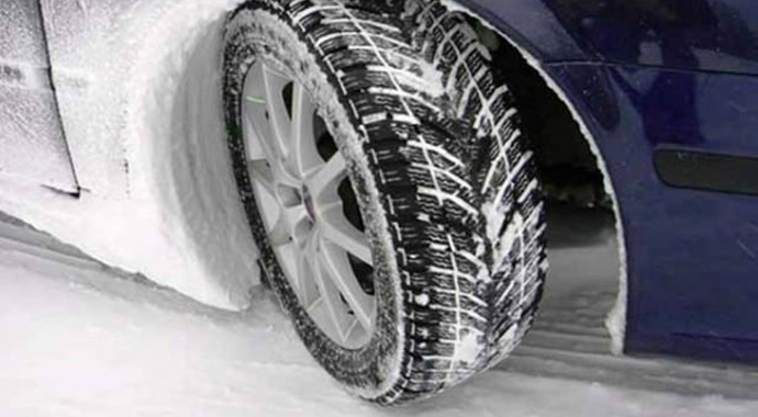 Sürücülere hayat kurtaran 'buzlu yol' önerileri Sürücülere hayat kurtaran 'buzlu yol' önerileri