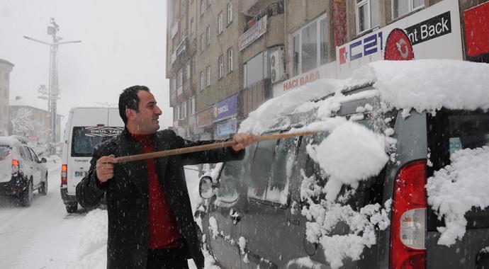 İstanbul'da yarın okullar tatil mi? (19 Şubat kar tatili) İstanbul'da yarın okullar tatil mi? (19 Şubat kar tatili)