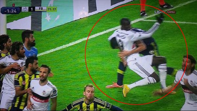 Bilic bu faule hapis cezası istedi Bilic bu faule hapis cezası istedi