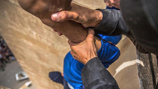 IŞİD yine aynı yöntemle öldürdü IŞİD yine aynı yöntemle öldürdü