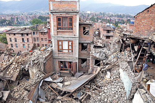 Nepal'de ölüm ve düğün Nepal'de ölüm ve düğün