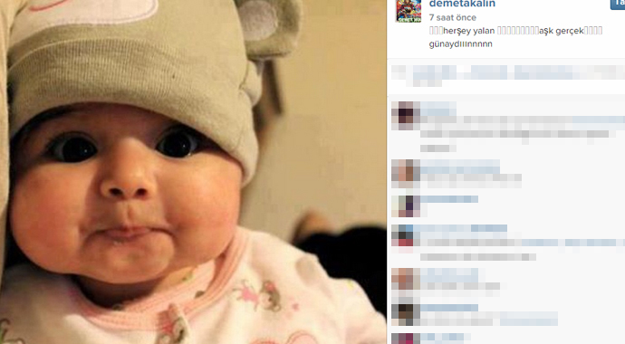 Demet Akalın 11 ay sonra kızının fotoğrafını yayınladı Demet Akalın 11 ay sonra kızının fotoğrafını yayınladı