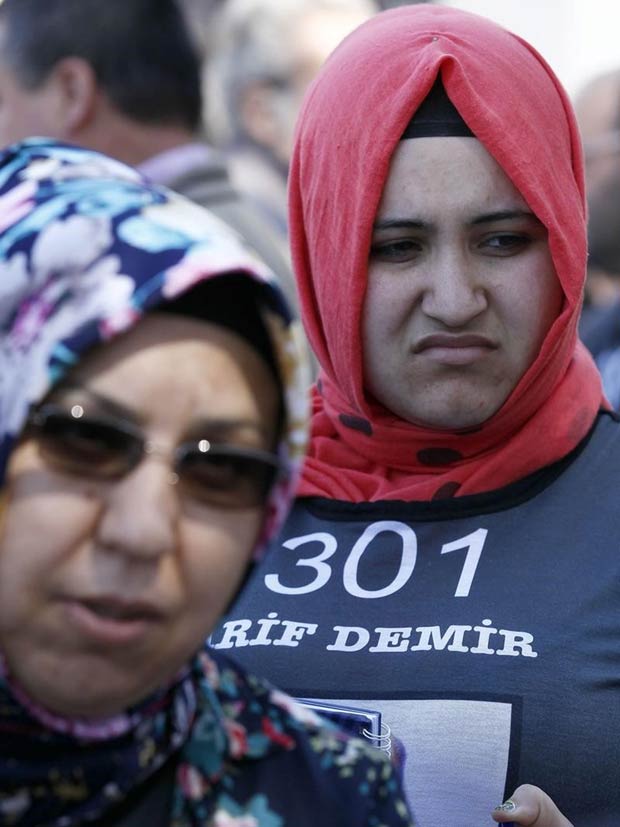 Madenci ailelerinin "Mehmet Efe" tepkisi Madenci ailelerinin "Mehmet Efe" tepkisi