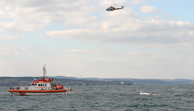 Boğaz'da tekne faciası: 22 ölü, 12 kayıp Boğaz'da tekne faciası: 22 ölü, 12 kayıp