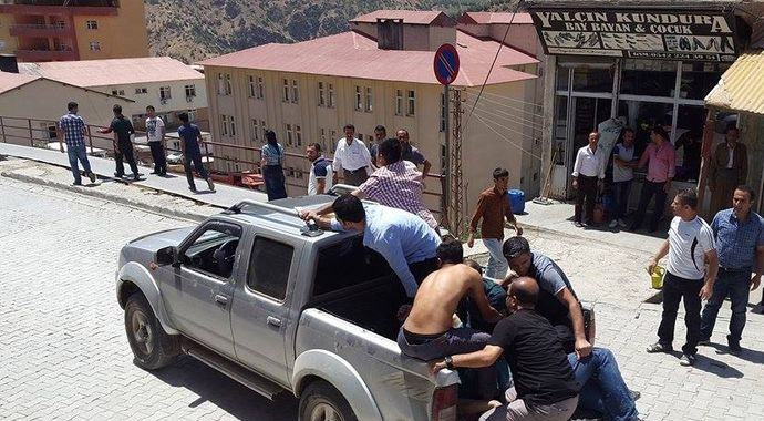 Uzman çavuşu Ziya Sarpkaya şehit oldu! Uzman çavuşu Ziya Sarpkaya şehit oldu!