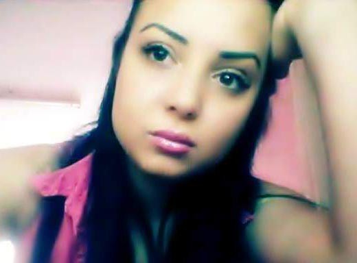 Kız arkadaşını sokak ortasında pompalı tüfekle öldürdü Kız arkadaşını sokak ortasında pompalı tüfekle öldürdü