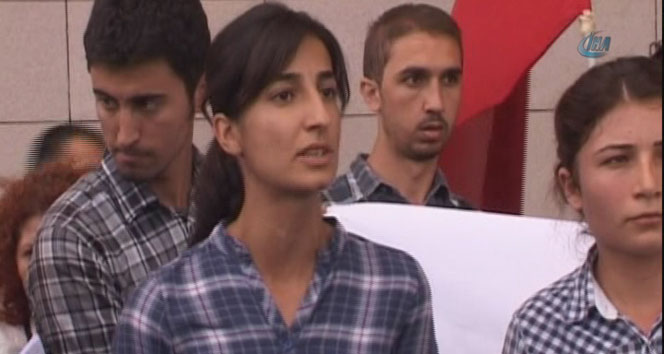 Emniyete saldıran kadın teröristin kimliği belli oldu Emniyete saldıran kadın teröristin kimliği belli oldu