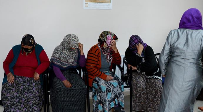 Dilencilerin üzerinden çıkan para şaşırttı Dilencilerin üzerinden çıkan para şaşırttı