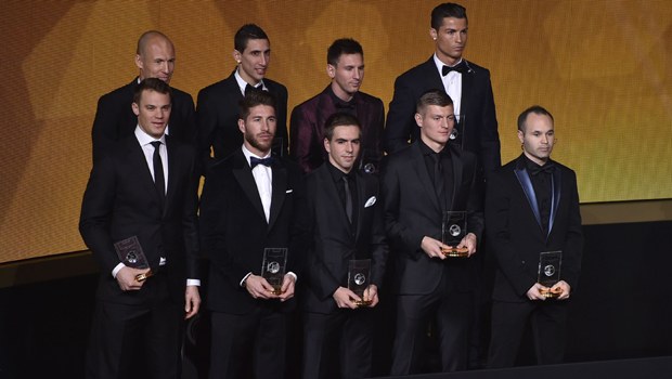 Altın Top Ödülü Cristiano Ronaldo'nun Altın Top Ödülü Cristiano Ronaldo'nun