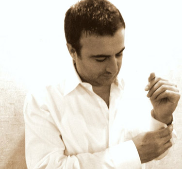 Ünlü radyonun sahibi Kadir Balcı öldürüldü Ünlü radyonun sahibi Kadir Balcı öldürüldü