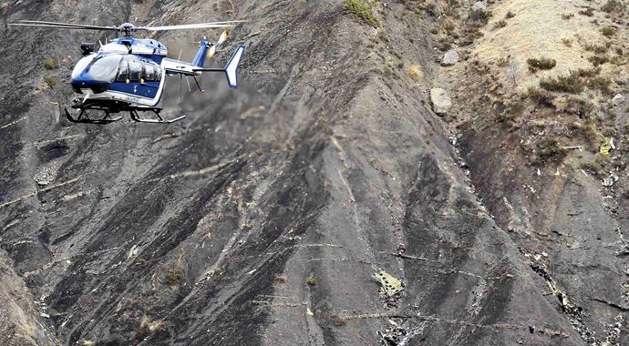 Fransa'da düşen uçağın ikinci karakutusu da bulundu! Fransa'da düşen uçağın ikinci karakutusu da bulundu!