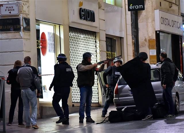 Fransa'da bir rehine krizi daha Fransa'da bir rehine krizi daha