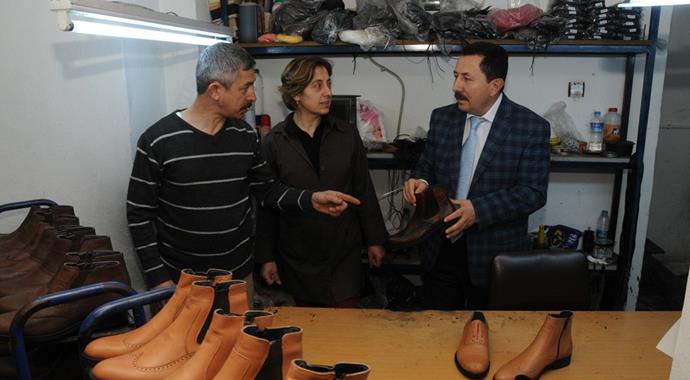 İş ararken patron oldu İş ararken patron oldu