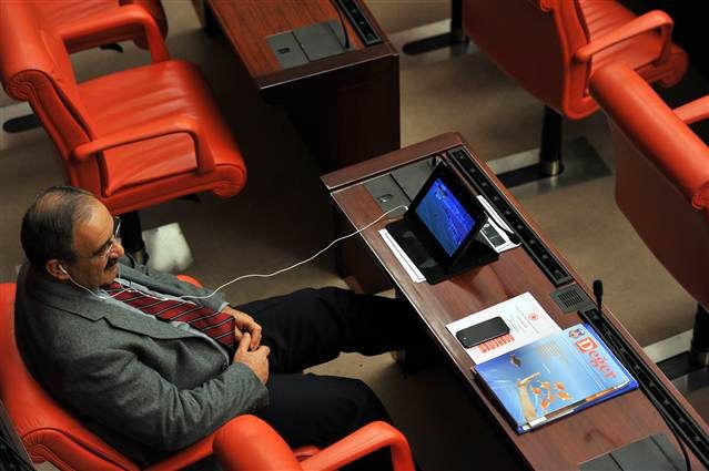 Beşiktaş'ın zaferi TBMM'de kutlandı Beşiktaş'ın zaferi TBMM'de kutlandı