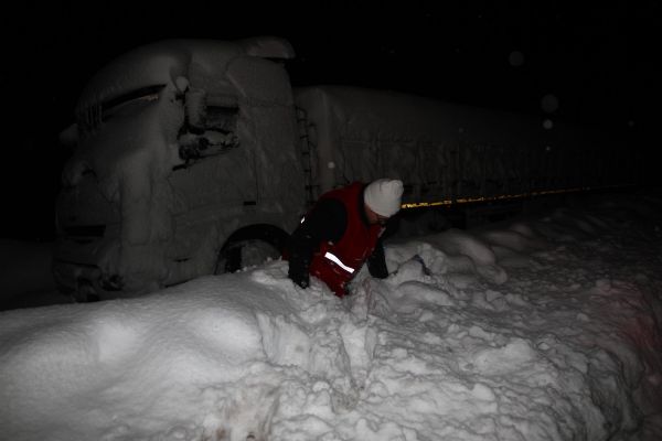 Yeni yıla mahsur girdiler Yeni yıla mahsur girdiler