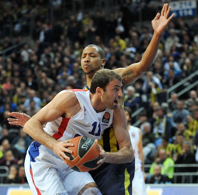 Fenerbahçe CSKA Moskova'ya yenildi Fenerbahçe CSKA Moskova'ya yenildi