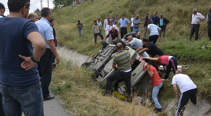 Sungurlu'da feci kaza: 6 yaralı Sungurlu'da feci kaza: 6 yaralı