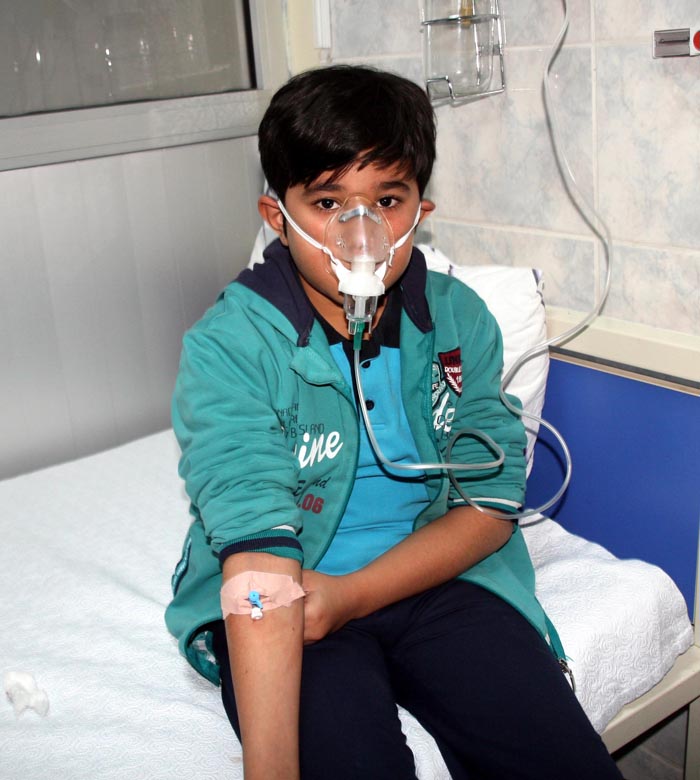 Yangın söndürme tatbikatından 5 öğrenci hastanelik oldu Yangın söndürme tatbikatından 5 öğrenci hastanelik oldu