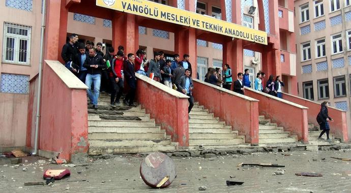 Van'da güvenlik kamerası gerginliği Van'da güvenlik kamerası gerginliği