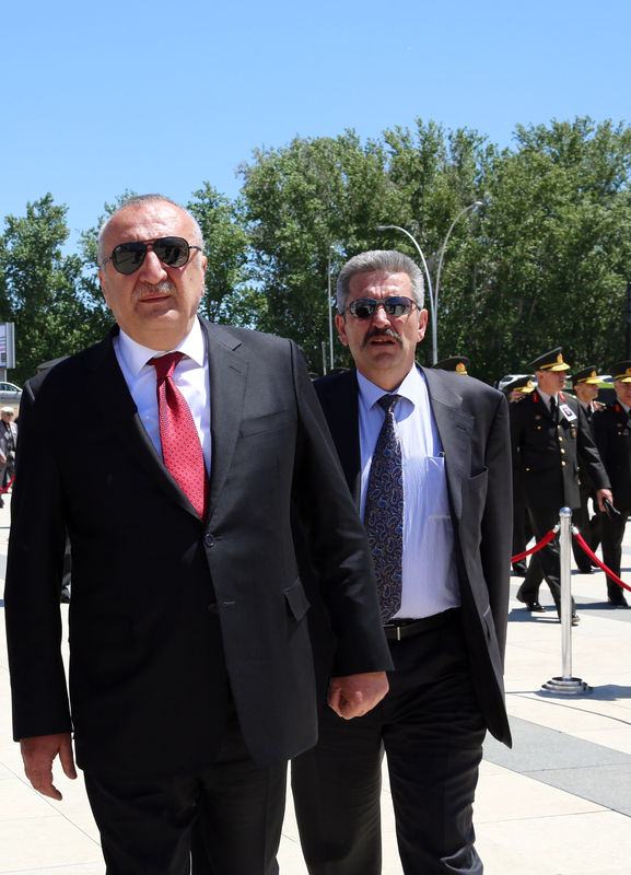 İşte Kenan Evren'in cenazesine katılan tek lider İşte Kenan Evren'in cenazesine katılan tek lider