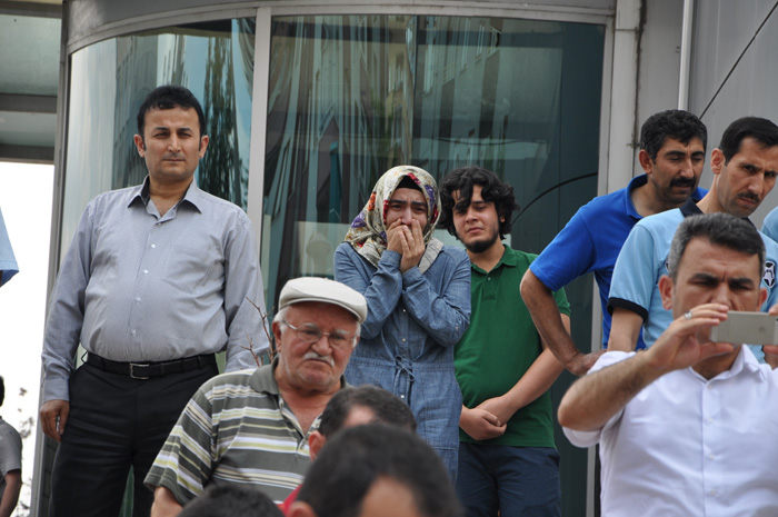 Müftü, rektör ziyareti sırasında kalp krizi geçirip öldü Müftü, rektör ziyareti sırasında kalp krizi geçirip öldü