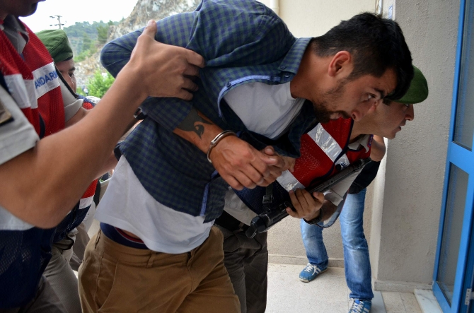 Cansu Kaya'nın katillerini linç edeceklerdi! Cansu Kaya'nın katillerini linç edeceklerdi!