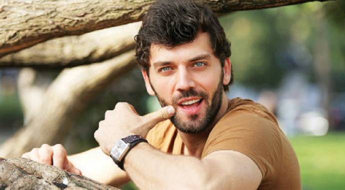 Arka Sokaklar'da üzen ayrılık Arka Sokaklar'da üzen ayrılık