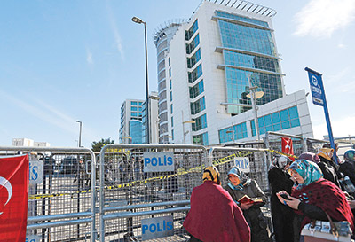 Bank Asya yeni yönetimle şeffaf yapıya kavuştu Bank Asya yeni yönetimle şeffaf yapıya kavuştu