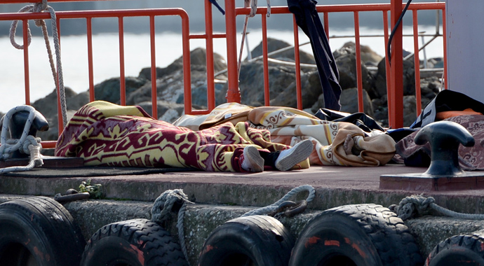 İstanbul Boğazı'nda tekne faciası, 24 ceset çıkarıldı! İstanbul Boğazı'nda tekne faciası, 24 ceset çıkarıldı!