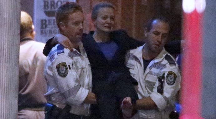 Sidney'deki rehine krizine polis müdahale etti: İki ölü Sidney'deki rehine krizine polis müdahale etti: İki ölü